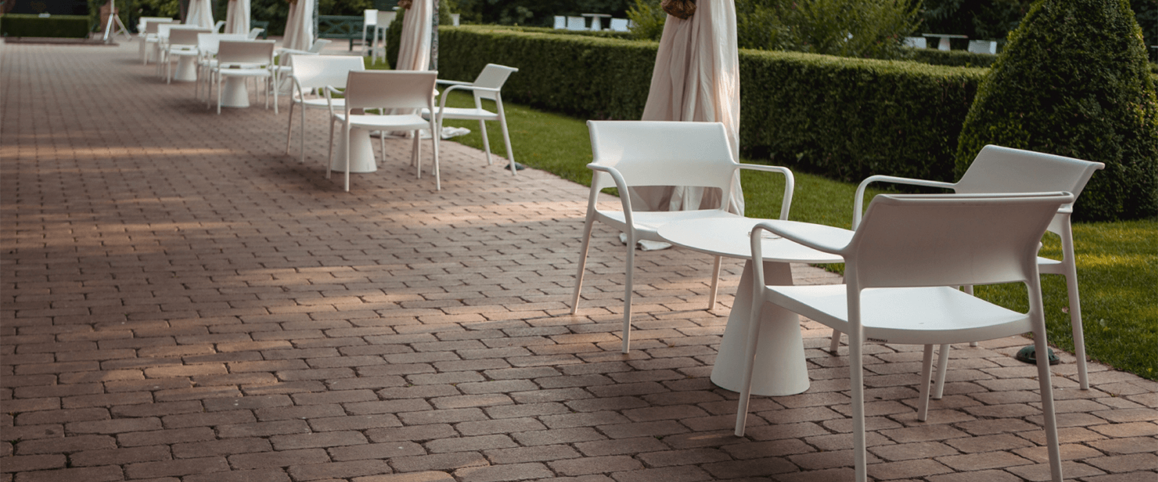 Oasis de confort con muebles al aire libre